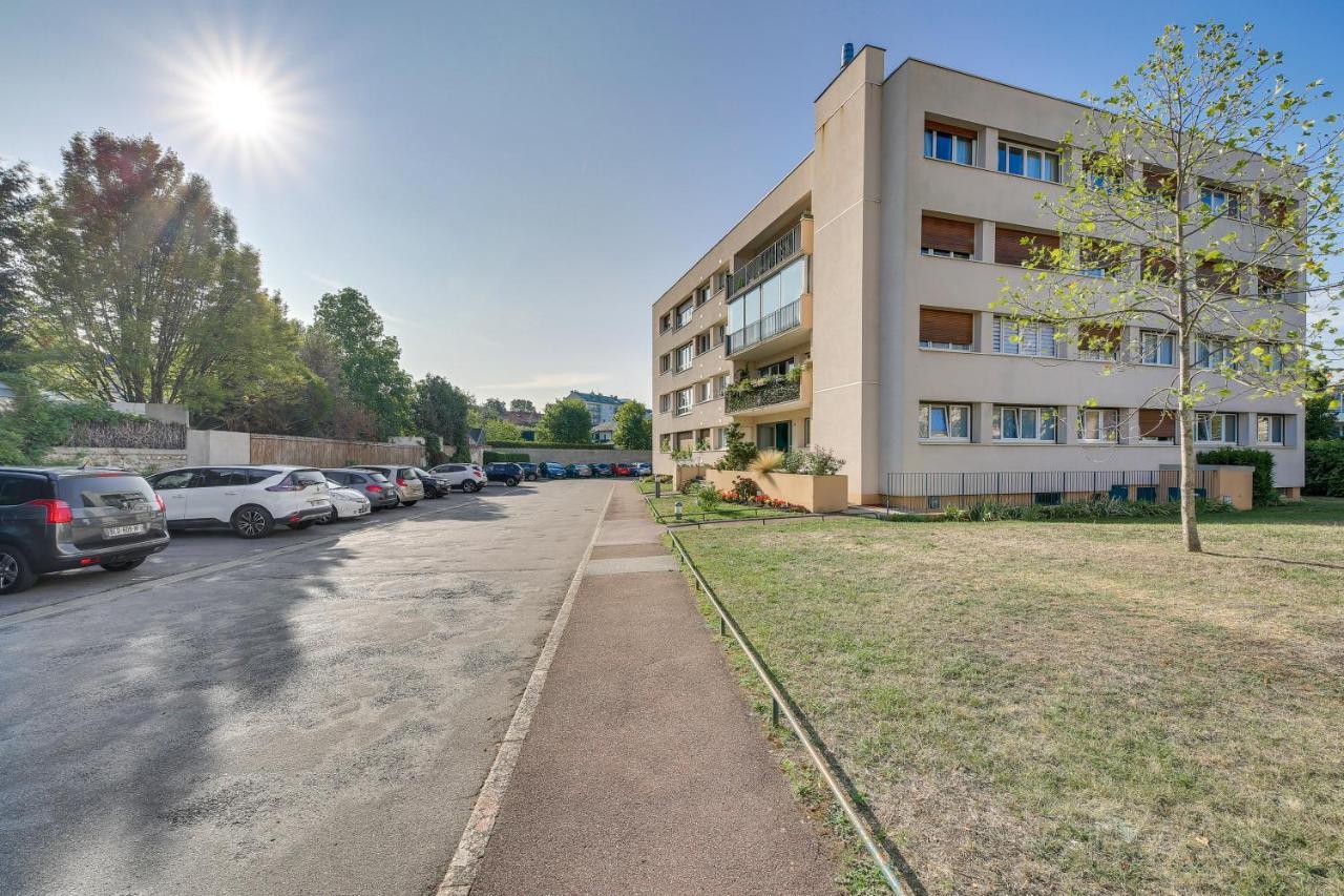 Chic Apart Versailles Castle Apartment Le Chesnay  Exterior photo